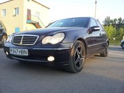Продаю автомобиль Mercedes Benz-C200 KOMPRESSOR-2002 года выпуска