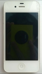 продам iphone 4s 16gb идеальное состояние белый + док стаанция в подар